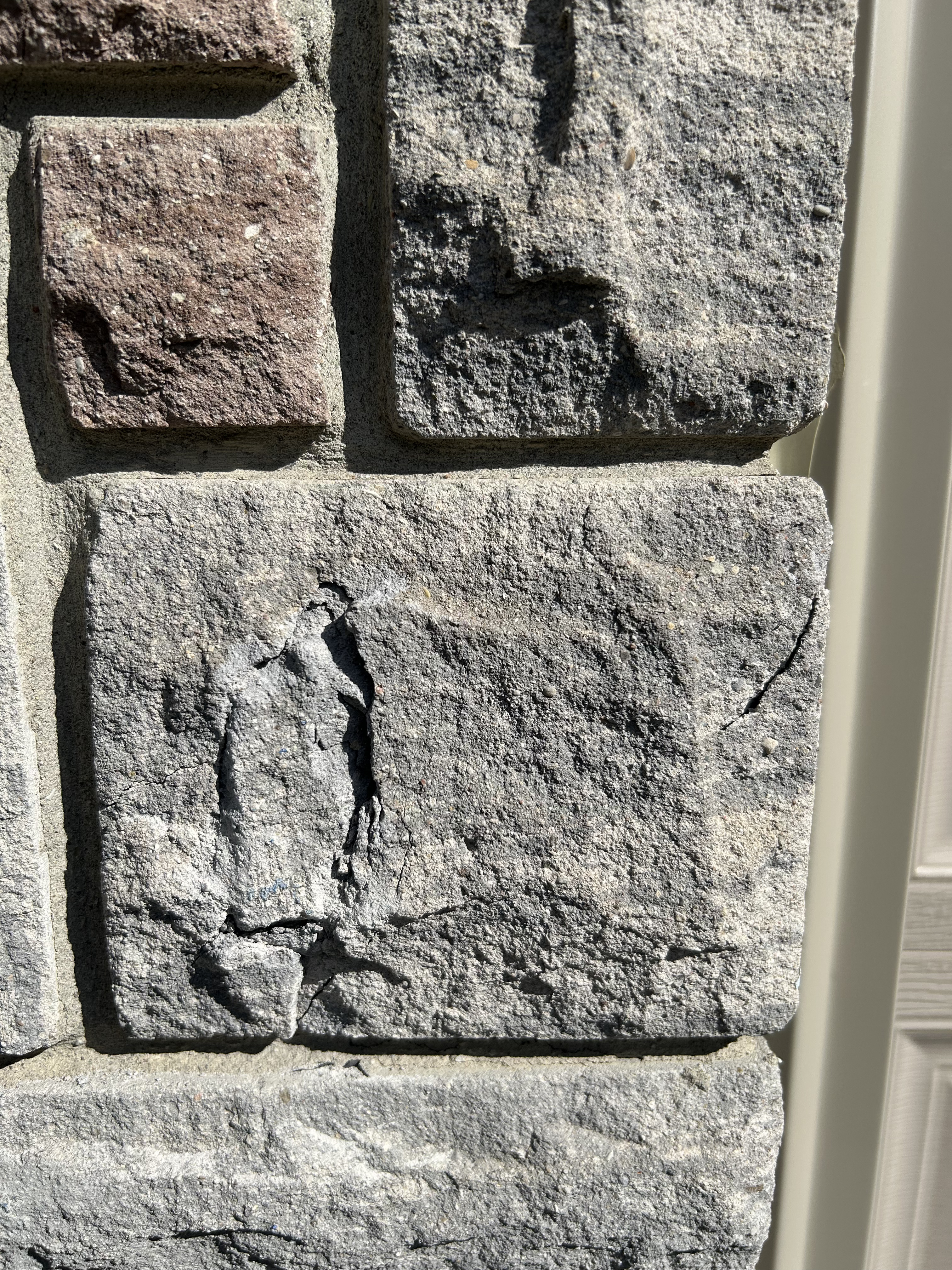 Repair Project #2 - Before Repair - Toronto Furniture Restoration 多伦多家具修复 - 美家修复